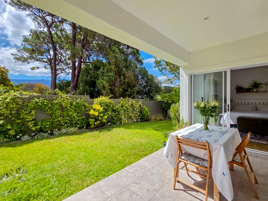 2 Bedroom Property for Sale in Belle Constantia Western Cape